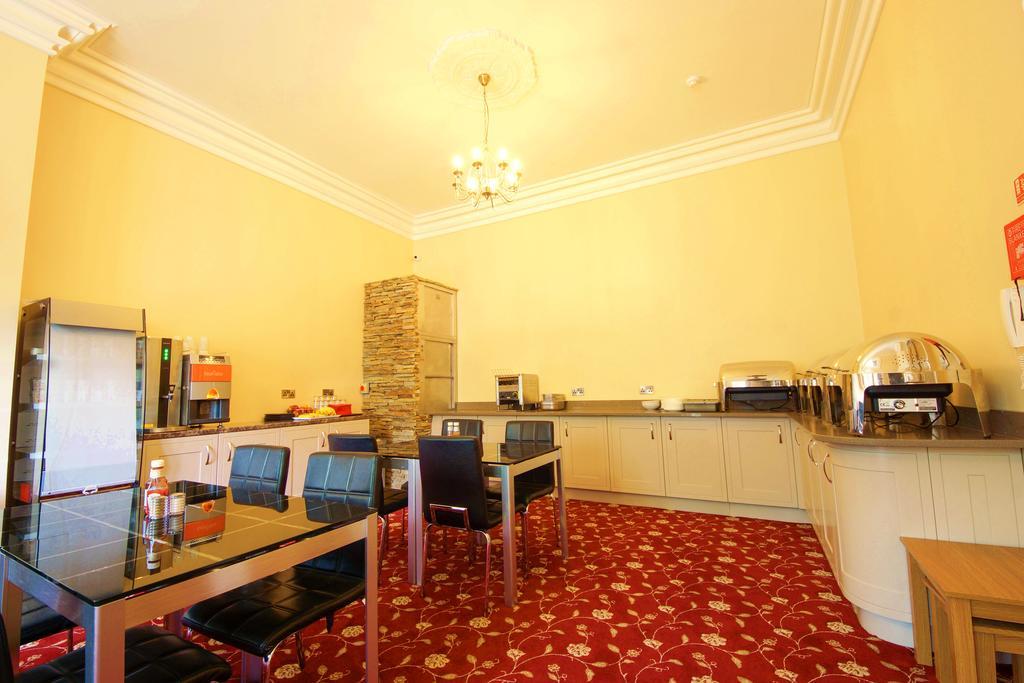 Edgerton Hotel Huddersfield Buitenkant foto