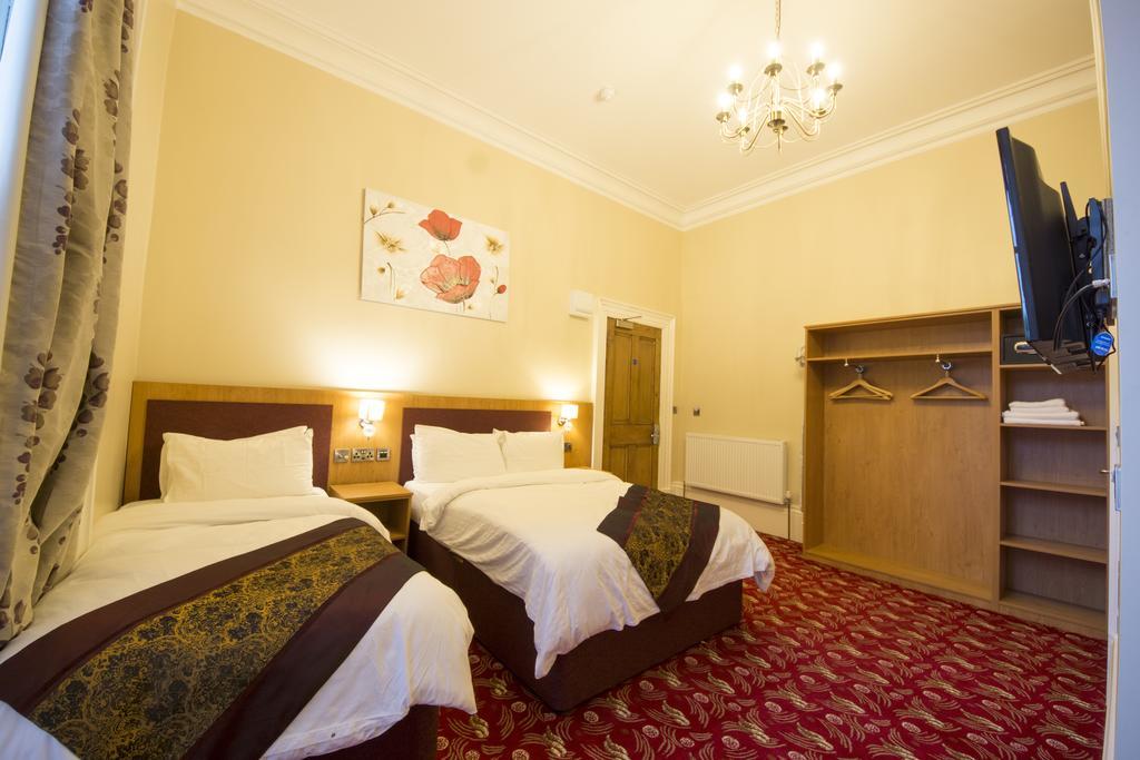 Edgerton Hotel Huddersfield Buitenkant foto