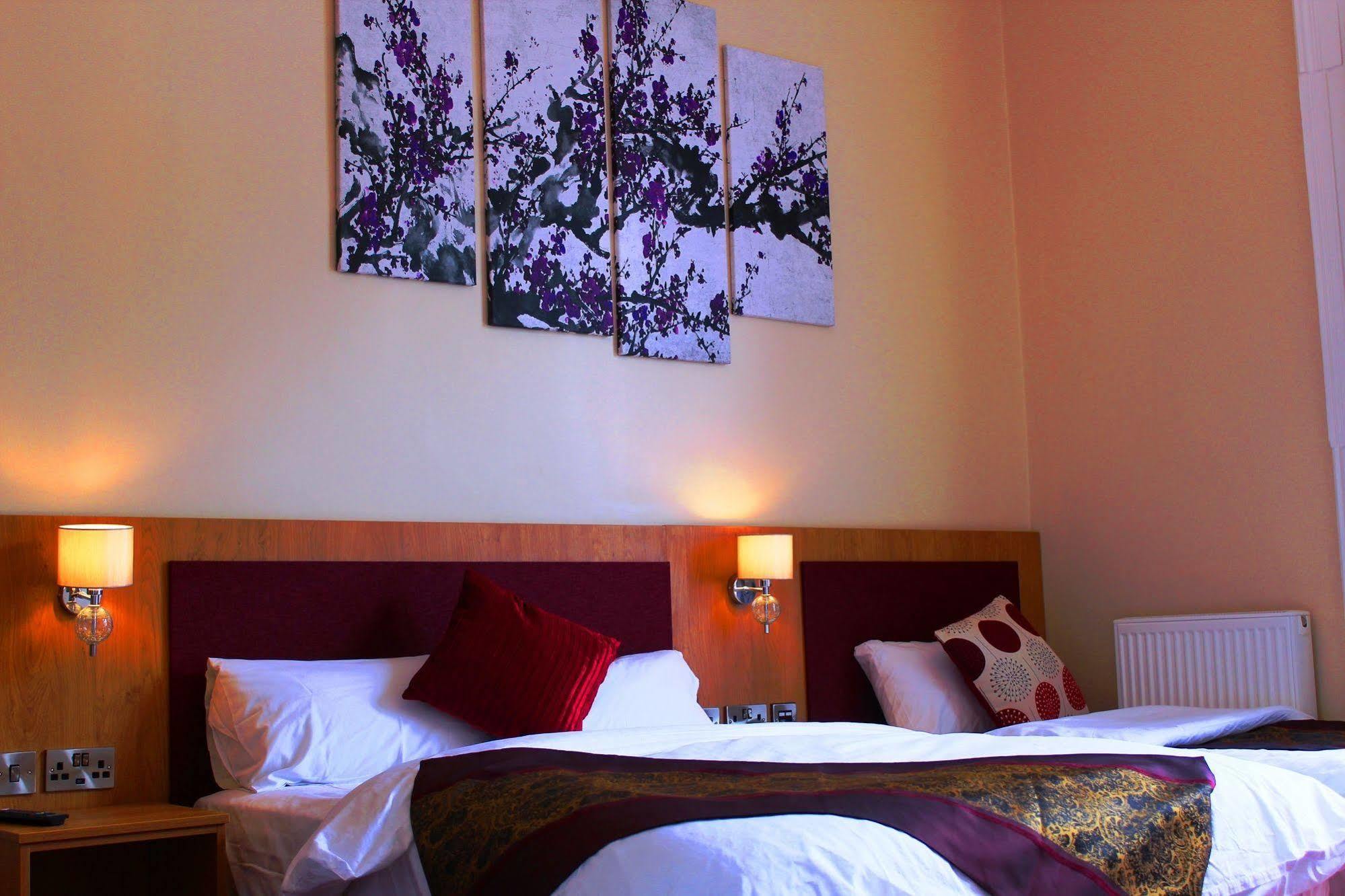 Edgerton Hotel Huddersfield Buitenkant foto
