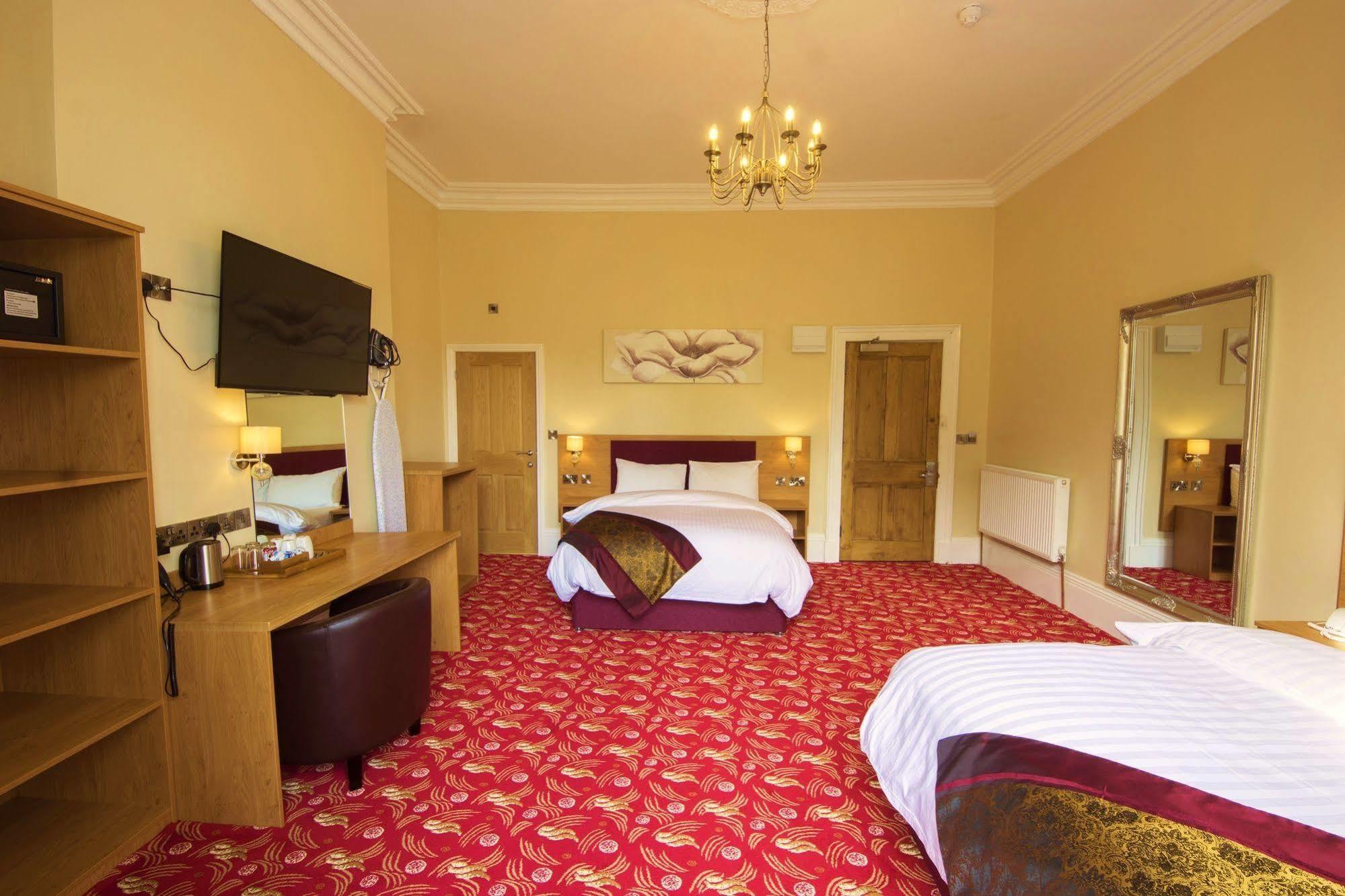 Edgerton Hotel Huddersfield Buitenkant foto