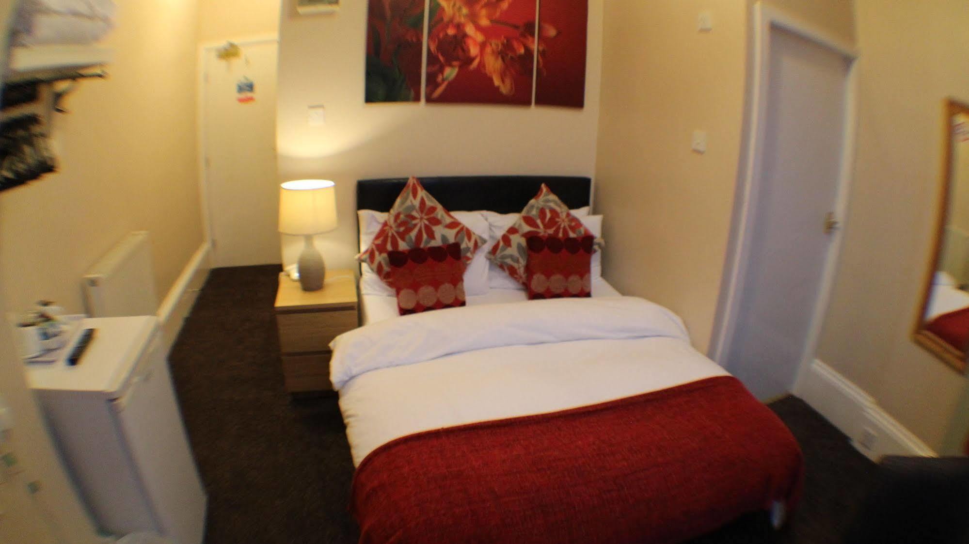 Edgerton Hotel Huddersfield Buitenkant foto