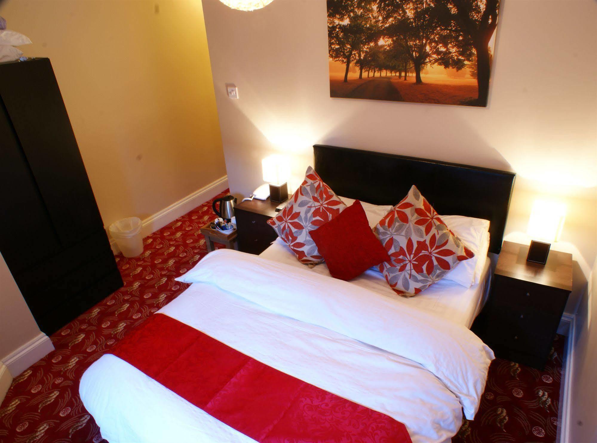 Edgerton Hotel Huddersfield Buitenkant foto